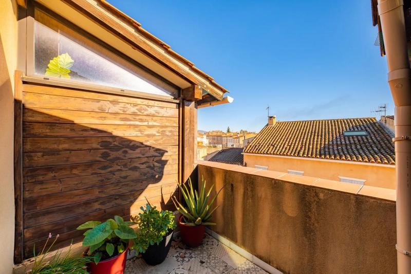 Appartement - 77 m² - 3 pièces