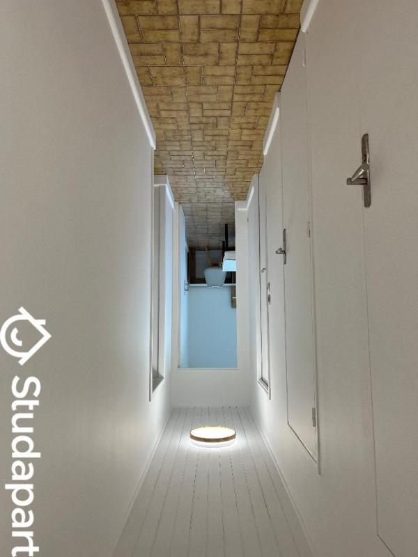 Chambre - 9 m² - 1 pièce