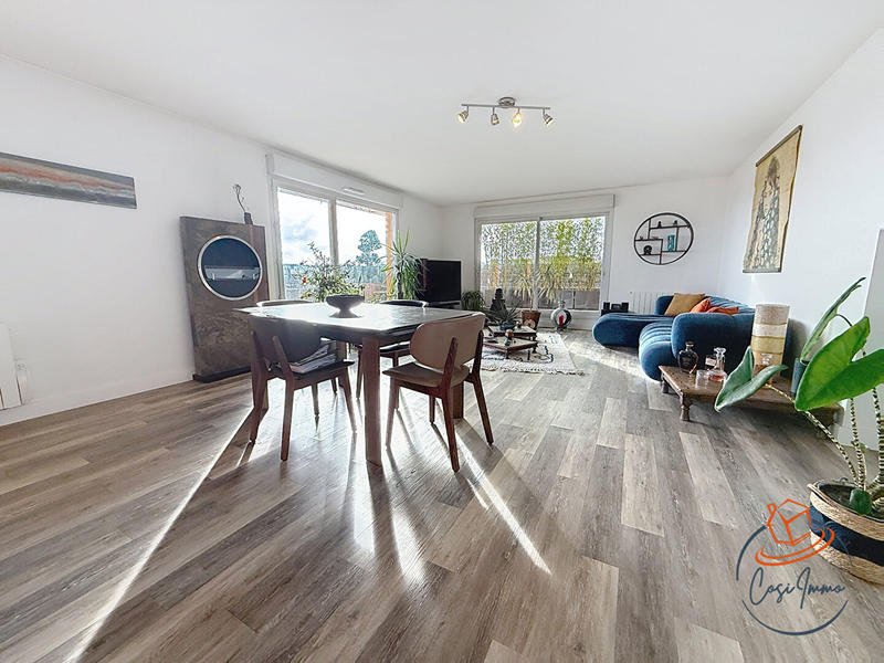 Appartement - 82 m² - 3 pièces