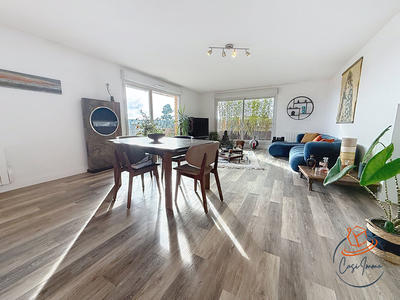 Appartement - 82 m² - 3 pièces