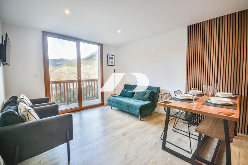 Appartement - 81 m² - 4 pièces