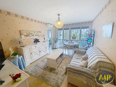 Appartement - 70 m² - 3 pièces