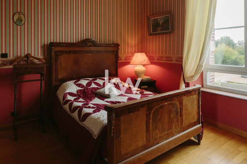 Château - 603 m² - 15 pièces