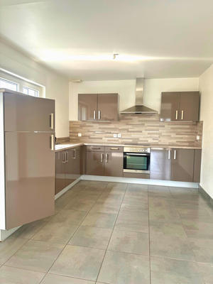 Maison - 106 m² - 5 pièces