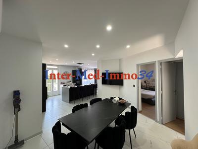 Appartement - 85 m² - 3 pièces