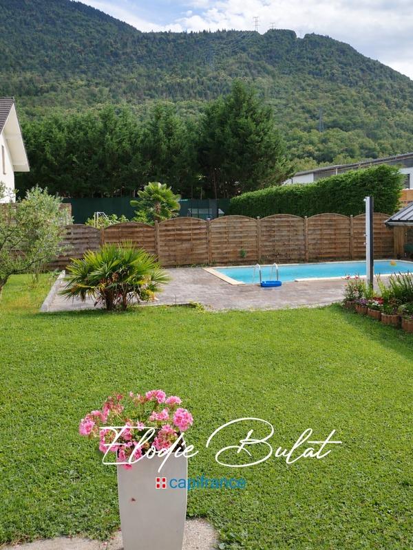 Maison - 137 m² - 5 pièces