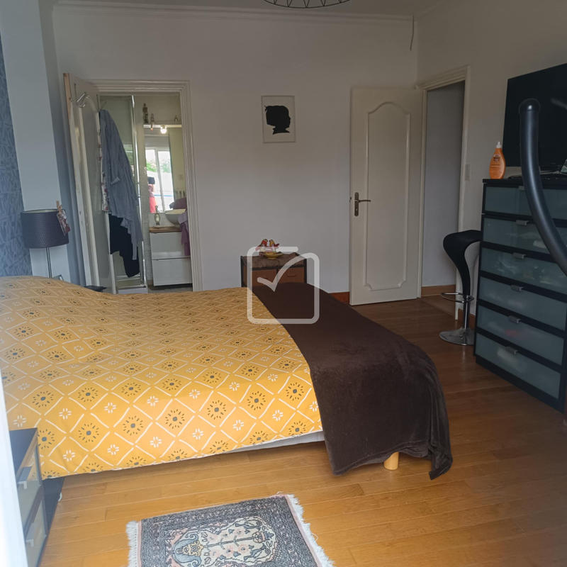 Duplex - 140 m² - 6 pièces