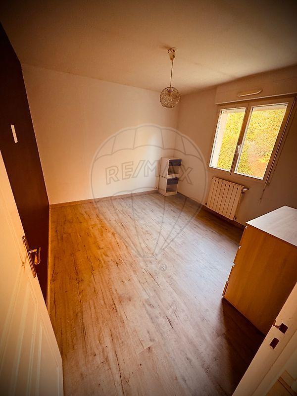 Maison - 103 m² - 5 pièces