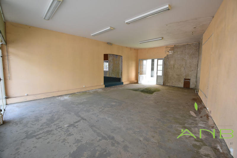 Local commercial - 580 m² - 4 pièces