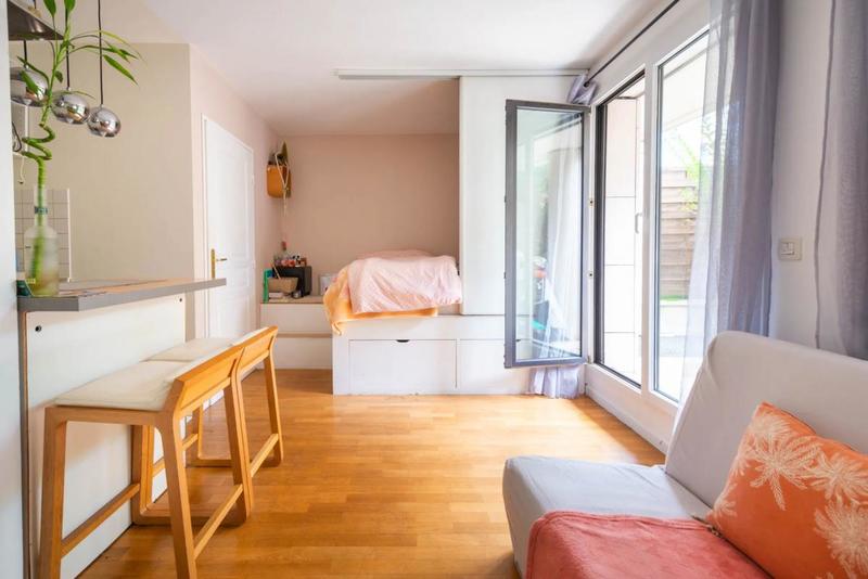 Studio - 25 m² - 1 pièce