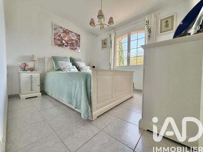 Maison - 157 m² - 7 pièces