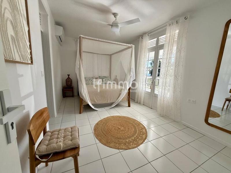 Villa - 180 m² - 6 pièces