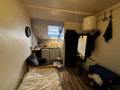 Appartement - 10 m² - 2 pièces