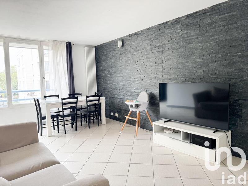 Appartement - 93 m² - 5 pièces