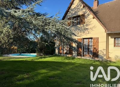 Maison - 160 m² - 6 pièces