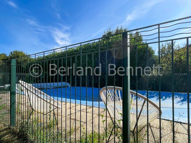 Maison en pierre - 211 m² - 8 pièces