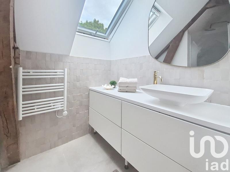 Maison - 98 m² - 5 pièces