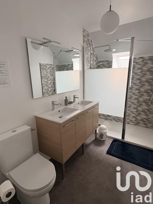 Maison - 95 m² - 5 pièces