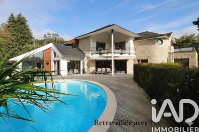 Maison de maîtres - 240 m² - 8 pièces