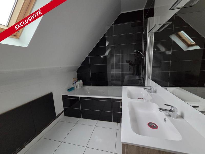 Pavillon - 106 m² - 5 pièces