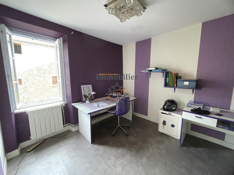 Maison - 197 m² - 8 pièces