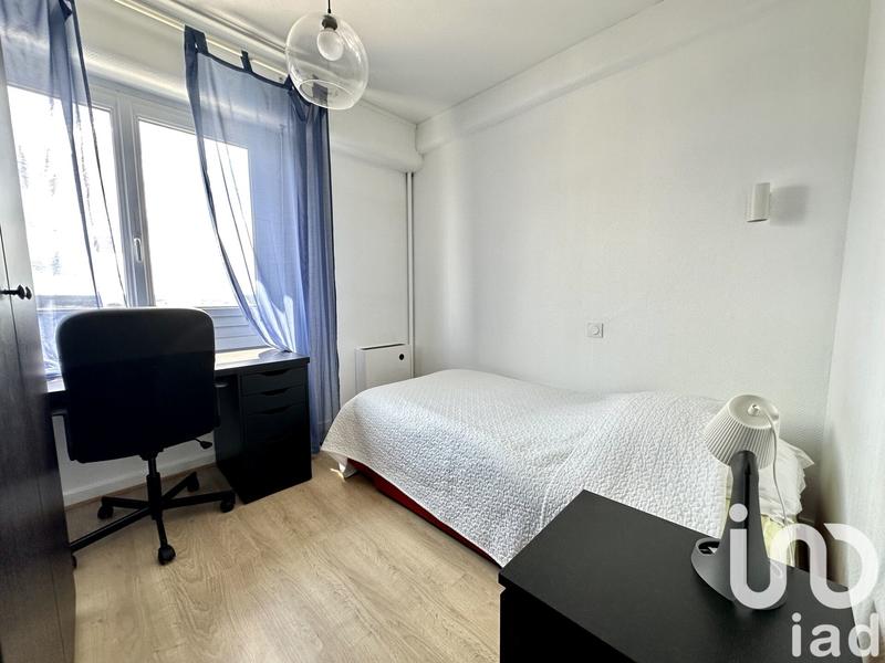 Appartement - 93 m² - 5 pièces