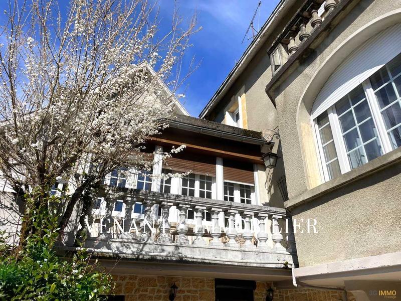 Maison de domaine - 354 m² - 12 pièces