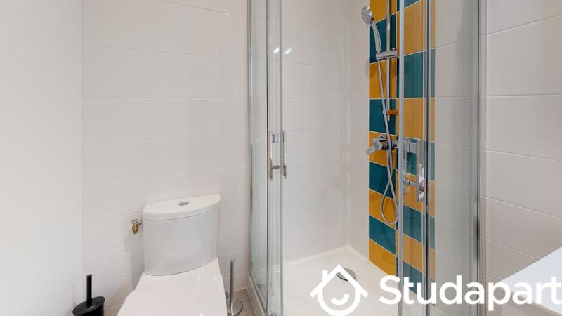 Chambre - 14 m² - 1 pièce