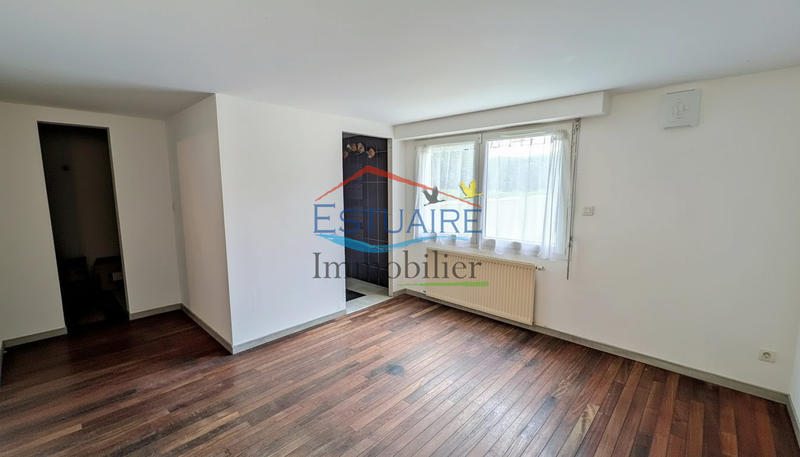 Maison traditionnelle - 141 m² - 6 pièces