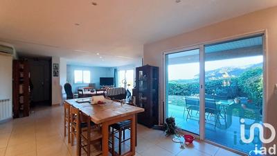 Maison - 167 m² - 5 pièces