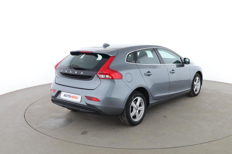 Volvo V40 1.5 T2 Momentum Geartronic 6 122 ch