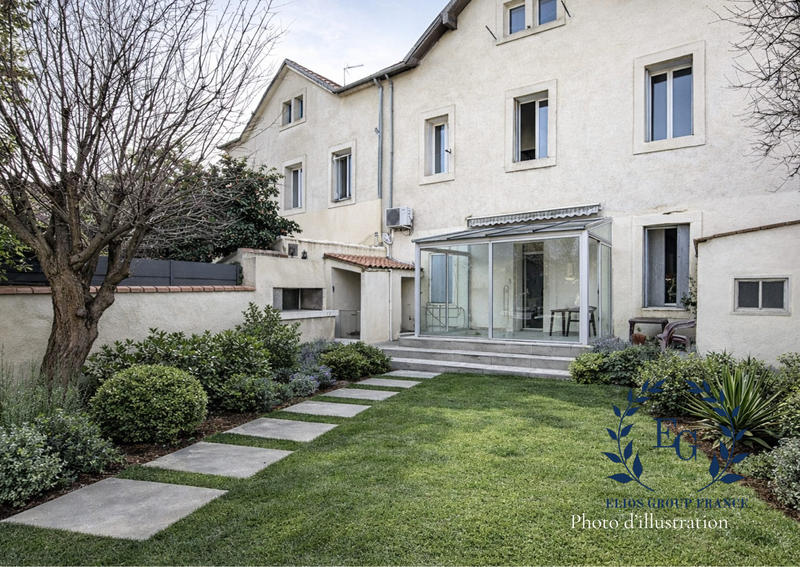 Appartement - 97 m² - 4 pièces