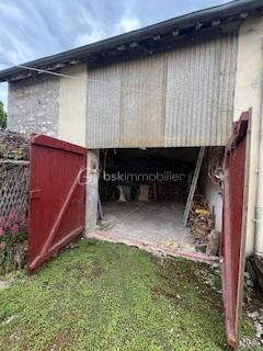 Maison traditionnelle - 90 m² - 4 pièces