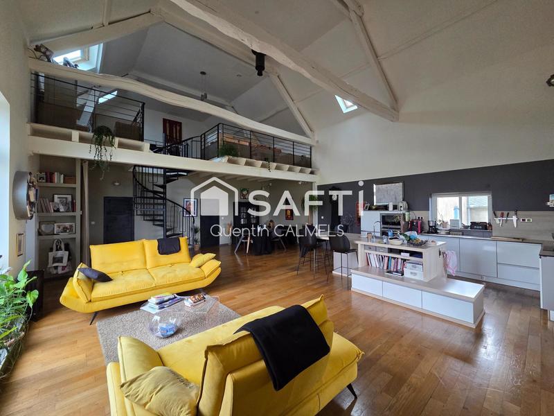 Maison - 299 m² - 4 pièces