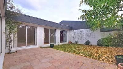 Maison - 121 m² - 5 pièces