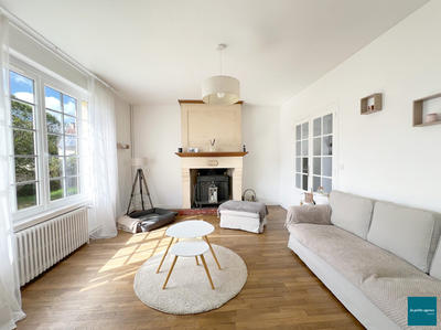 Maison - 185 m² - 7 pièces