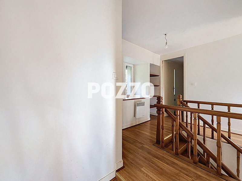 Maison - 105 m² - 5 pièces
