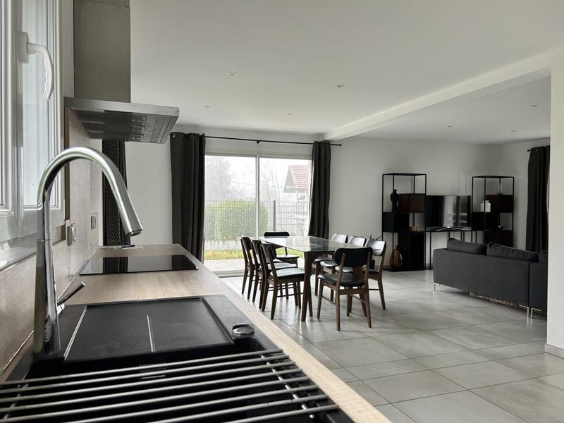 Maison - 145 m² - 5 pièces