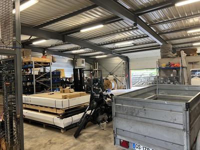 Local commercial - 408 m²