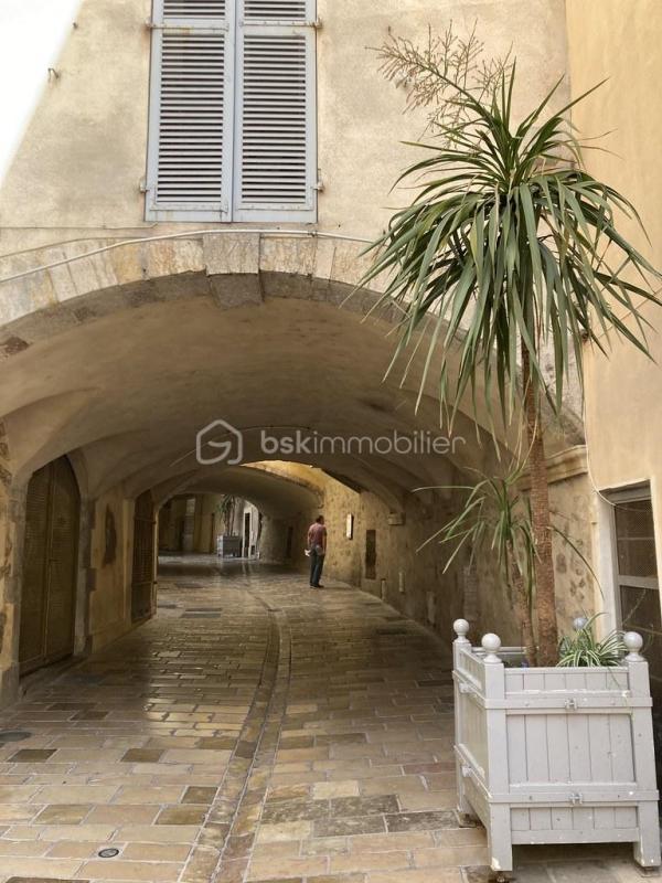 Immeuble - 180 m² - 8 pièces