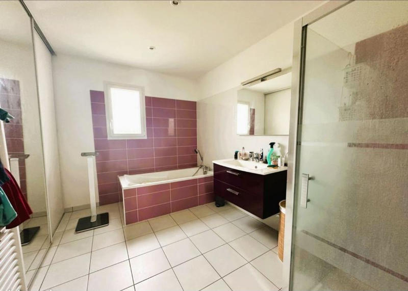 Maison - 138 m² - 7 pièces