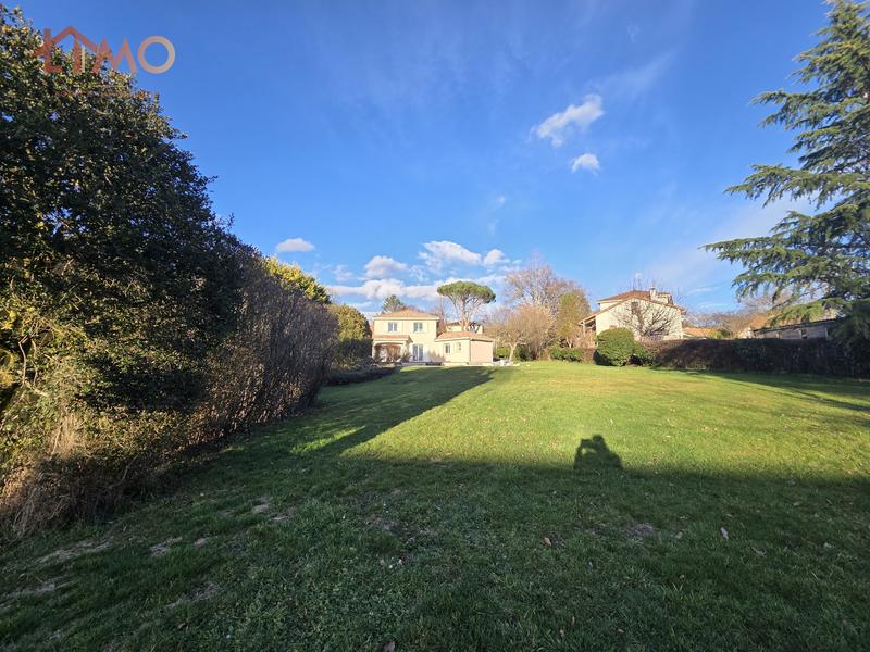 Maison - 170 m² - 7 pièces