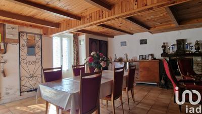 Maison - 105 m² - 5 pièces