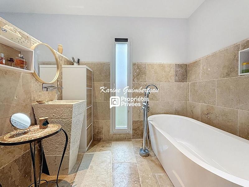 Villa - 160 m² - 4 pièces