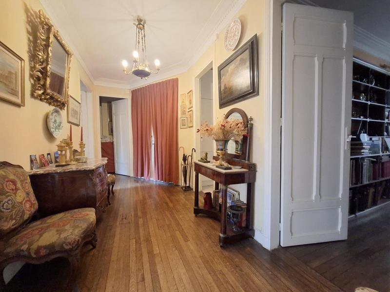 Appartement - 85 m² - 3 pièces