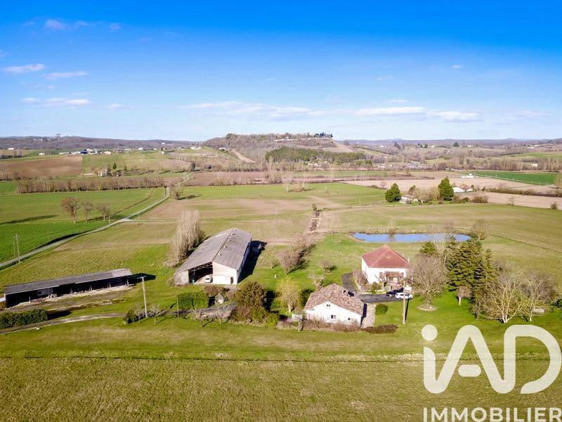 Ferme - 210 m² - 6 pièces