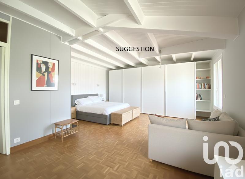 Maison - 174 m² - 8 pièces