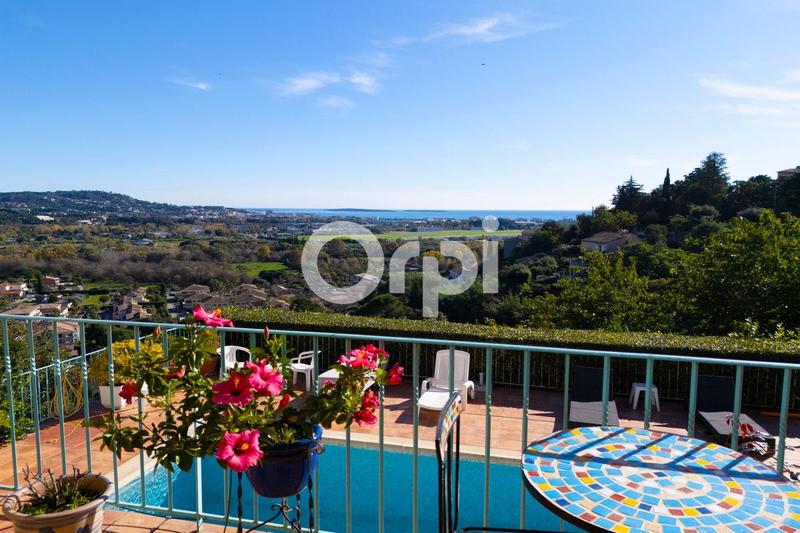 Villa - 191 m² - 6 pièces