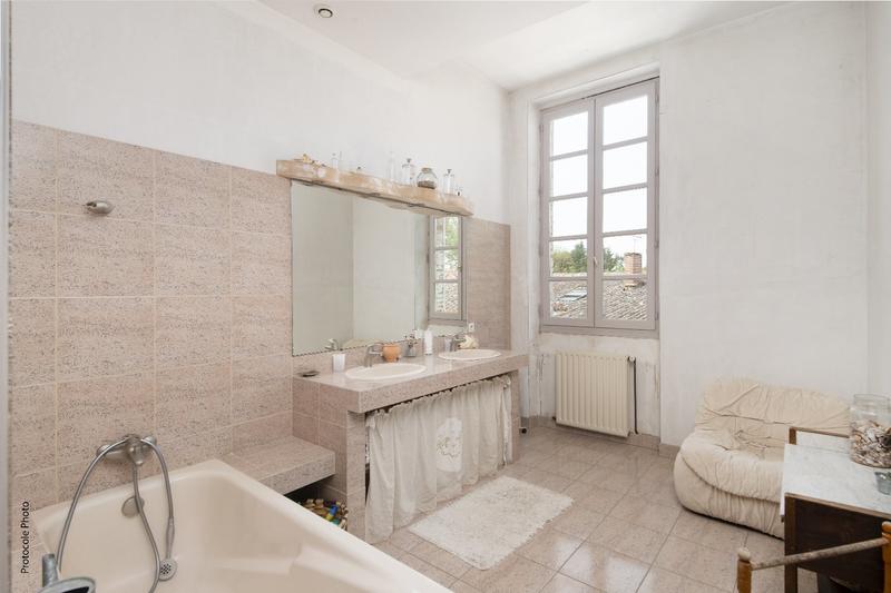 Maison - 318 m² - 7 pièces