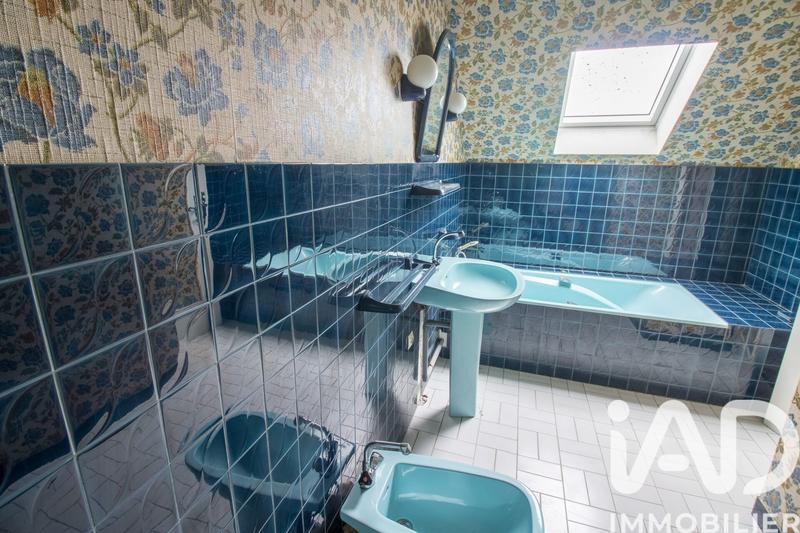 Maison - 168 m² - 7 pièces